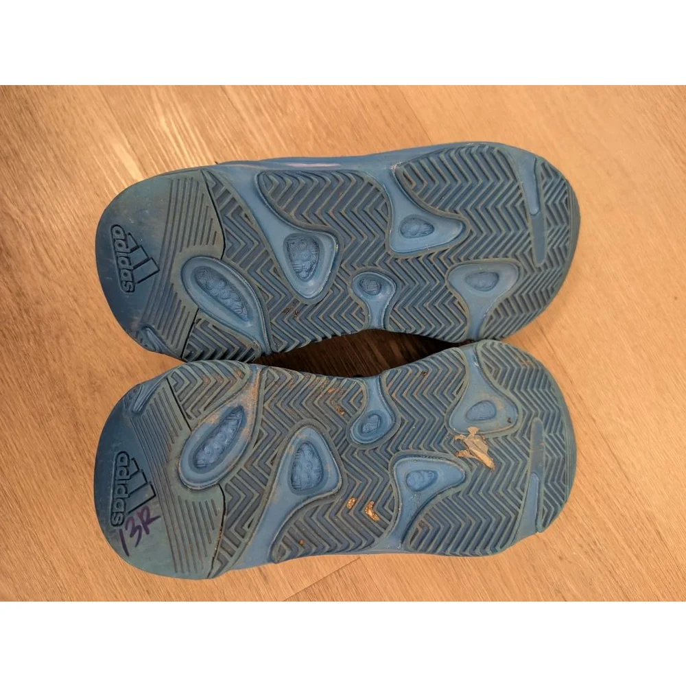 Adidas Yeezy Boost 700 Hi-Res Blue Black Sneakers 6.5 (Big Boy) / Women's 8